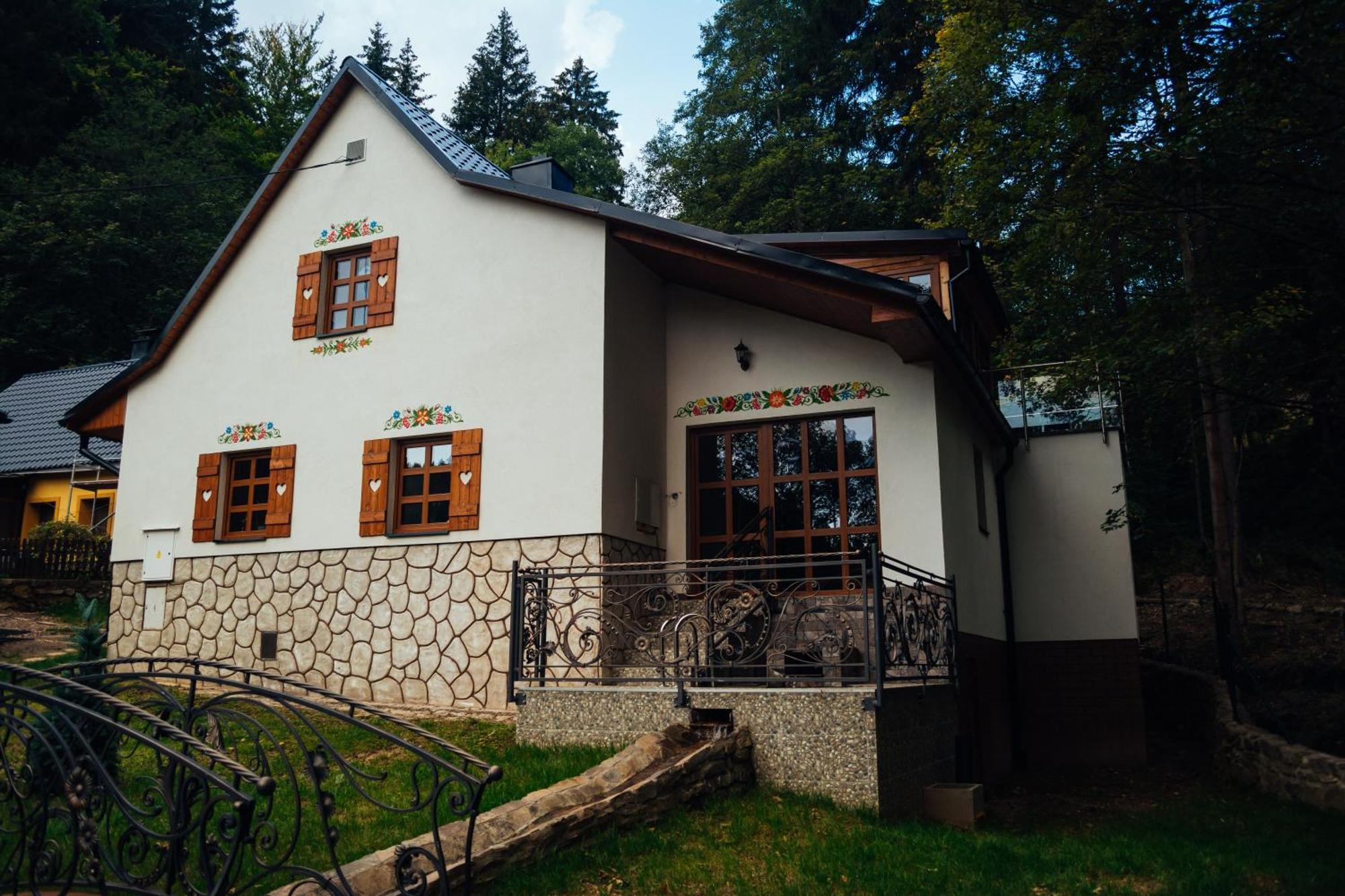 Chata Pohadka- "Lesni Udoli" Perštejn Extérieur photo